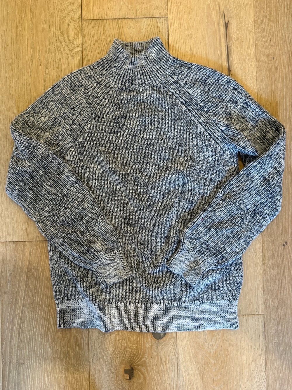Women’s Marled Navy & White Mock Neck Sweater Size Medium